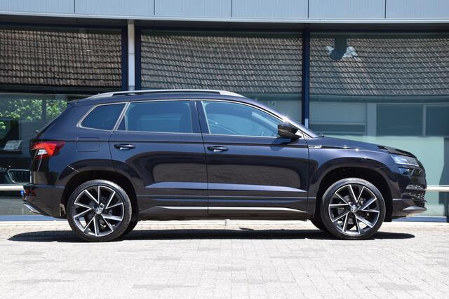 Skoda Karoq 1.5 TSI 150PK ACT Sportline Business DSG Automaat | Org. NL | BOVAG Garantie | Adaptive Cruise Control | El. Achterklep | Keyless Entry | Camera | 19'' Velgen |