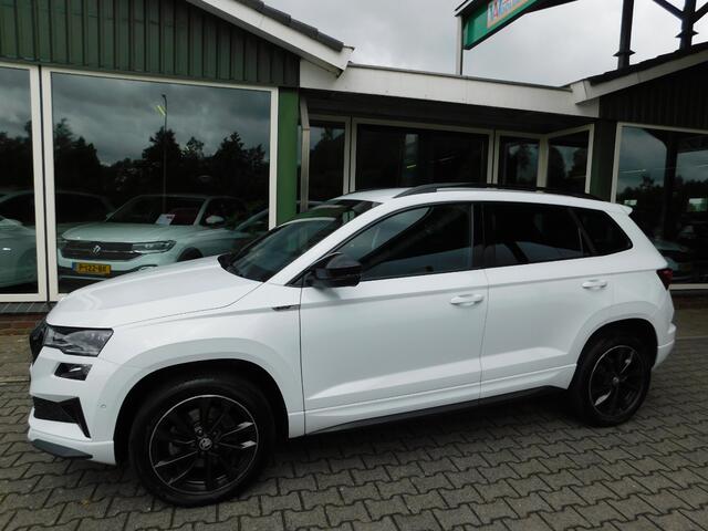 Skoda Karoq 1.5TSI 150PK SPORTLINE!! All-in Prijs! Trekhaak!