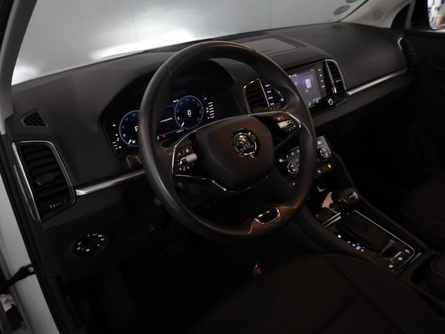 Skoda Karoq 1.5 TSI ACT Business Edition 150 pk Automaat (DSG) | Navigatie | Trekhaak (wegklapbaar) | Parkeersensoren achter | Adaptieve cruise control | Stoel/stuur verwarming |