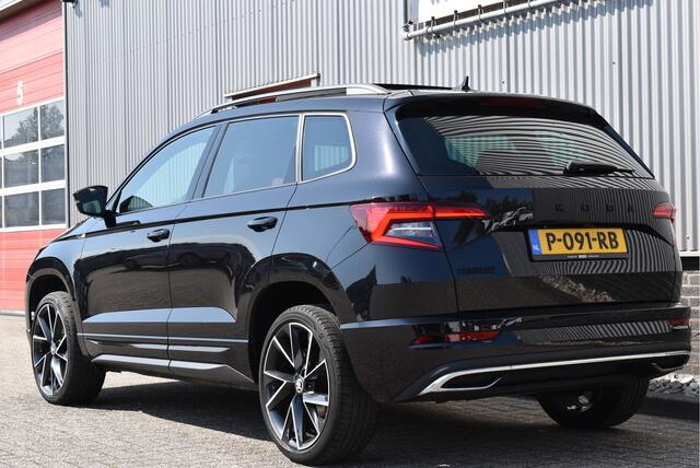 Skoda Karoq 1.5 TSI ACT Sportline Business Panorama, Stoel/stuurverwarming, Virtual cockpit, Camera, Carplay