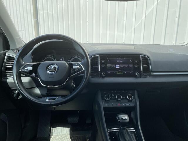 Skoda Karoq 1.5 TSI ACT Business Edition | Trekhaak | Parkeersensoren achter | Stoelverwarming | Climate Control | Apple Carplay & Android Auto