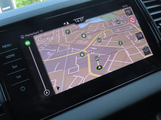 Skoda Karoq 1.5 TSI ACT Business Edition Plus DSG | trekhaak wegklapbaar | camera | groot navi | stoelverwarming | stuurwielverwarming