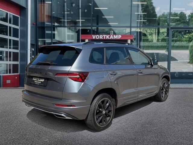 Skoda Karoq 1.5 TSI DSG SPORTLINE TREKHAAK/PANO-DAK/CAMERA/ELEK-KLEP/ACC/STOELVERW