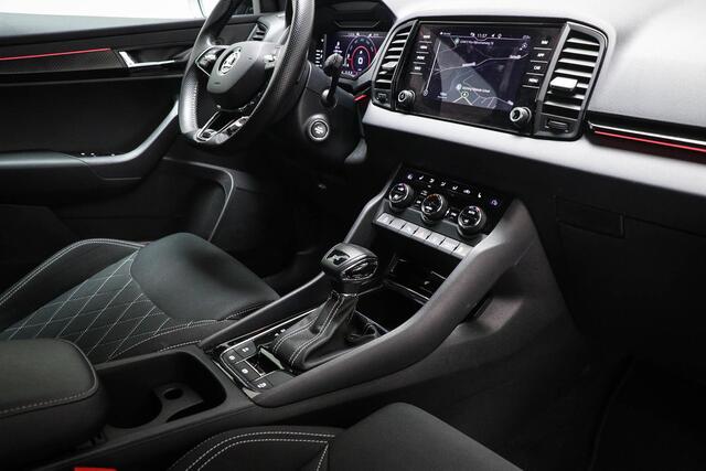 Skoda Karoq 1.5 TSI ACT Sportline Business | STOEL / STUUR- VERWARMING | DAB | APPLE | CAMERA | TREKHAAK | 19"