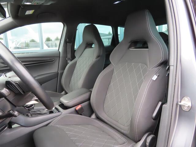 Skoda Karoq 1.5 TSI ACT Sportline Business | trekhaak wegklapbaar | verwarmbare voorruit | DCC | voorstoelen + achterbank verwarmd