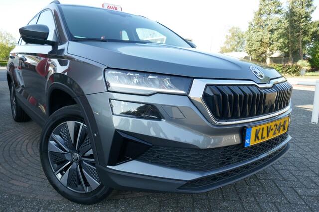 Skoda Karoq 1.5 TSI BUSINESS EDITION PLUS 150 PK CAMERA/NAVI/ACC/WINTERPAKKET