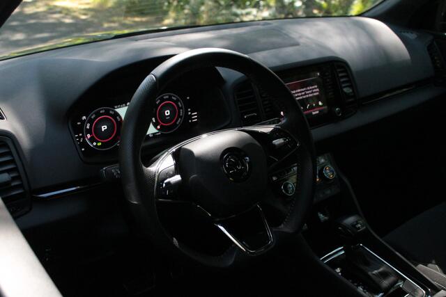 Skoda Karoq 1.5 TSI ACT Sportline Business | Trekhaak | Carplay | Elek. klep | Virtual