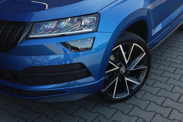 Skoda Karoq 1.5 TSI Sportline | Pano | Camera | 19 Inch |