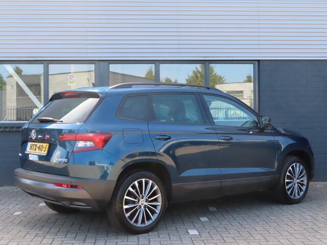 Skoda Karoq 1.5 TSI ACT Style DSG | stoelverwarming | adaptive cruise | full led | parkeersensoren voor + achter | DAB