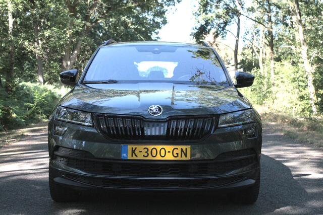 Skoda Karoq 1.5 TSI ACT Sportline Business | Trekhaak | Carplay | Elek. klep | Virtual