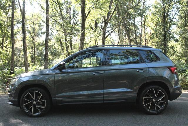 Skoda Karoq 1.5 TSI ACT Sportline Business | Trekhaak | Carplay | Elek. klep | Virtual