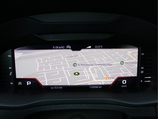 Skoda Karoq 1.5 TSI ACT Sportline Business Automaat /NAVI/PDC/Camera/CANTON/LED/19'LM/Virtual Cockpit/Carplay/Keyless/NAP! 1e eig!