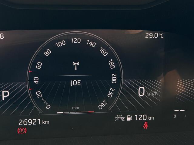 Skoda Karoq 1.5 TSI ACT Business Edition | Carplay | Keyless | Camera | ACC | 16" |
