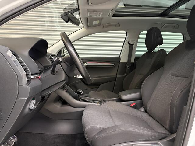 Skoda Karoq 1.5 TSI ACT/PANORAMA/PDC/CAM/19INCH/TREKH/KEY-LESS/ 1e EIG/ENZ