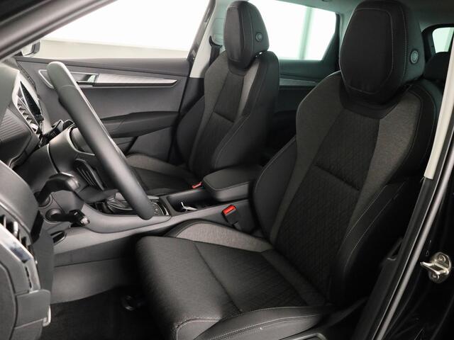 Skoda Karoq 1.5 TSI 150pk DSG-7 Business Edition Ultimate | Travel assist pakket | Virtual Pedal | Winterpakket | Trekhaak |