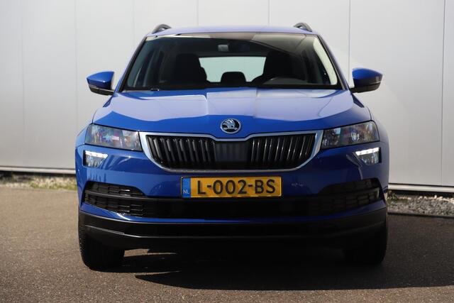 Skoda Karoq 1.0 TSI Business Edition Trekhaak Navigatie Carplay Android Climate Adaptive Cruise LMV Parkeersensor