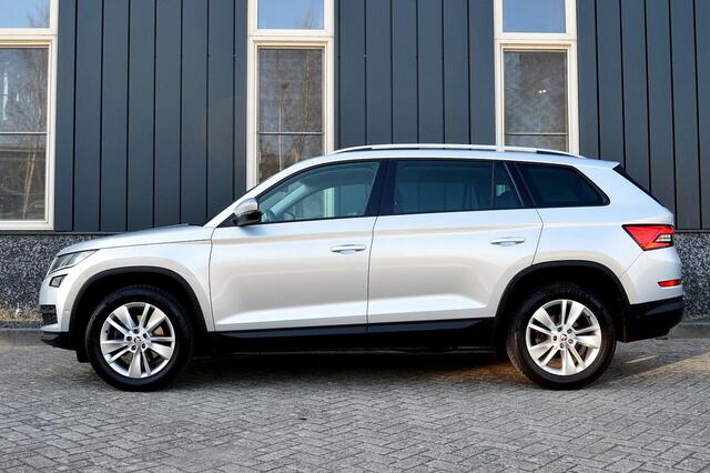 Skoda Kodiaq 1.4 TSI ACT Ambition Business 7p. Rijklaarprijs-Garantie Panoramadak Leder Navigatie Led Trekhaak