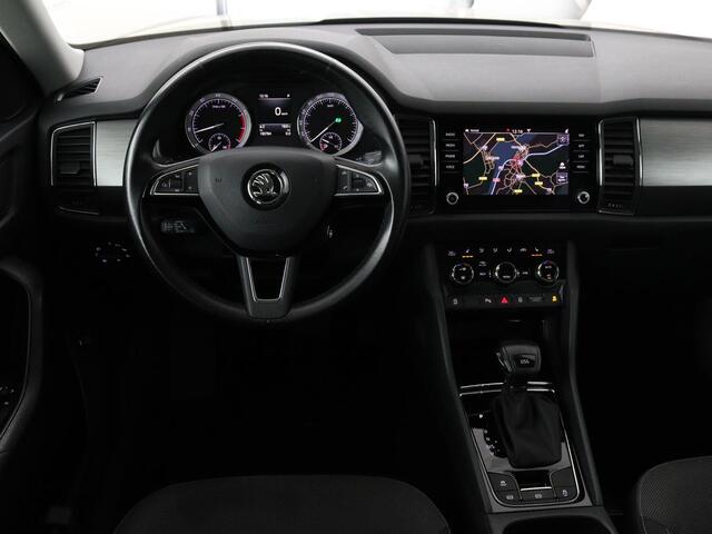 Skoda Kodiaq 1.4 TSI Ambition 7-persoons | Panoramadak | Stoel & stuurverwarming | Adaptive cruise | Trekhaak | Carplay | Full LED | Navigatie