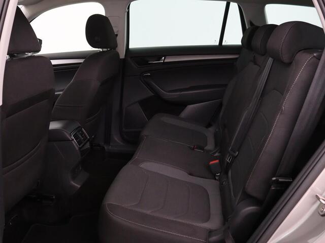 Skoda Kodiaq 1.4 TSI Ambition 7-persoons | Panoramadak | Stoel & stuurverwarming | Adaptive cruise | Trekhaak | Carplay | Full LED | Navigatie
