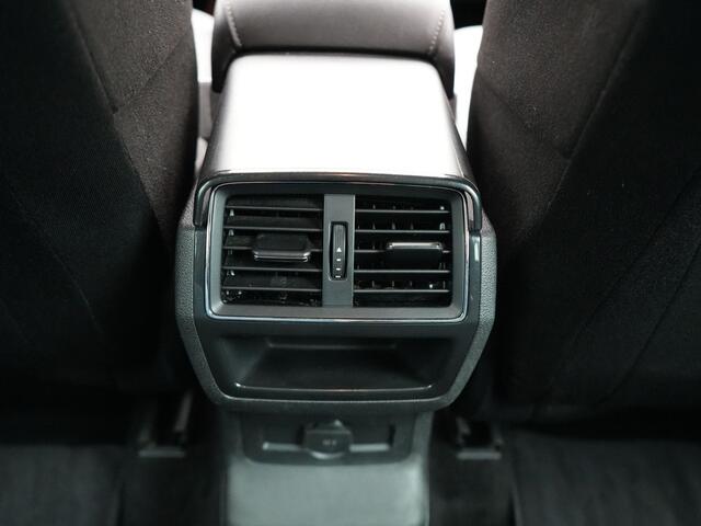 Skoda Kodiaq 1.5 TSI Ambition 150 pk DSG | Trekhaak af Fabriek | Carplay | Stoelverwarming | Spraakbediening | Navigatiesysteem full map | Dab |