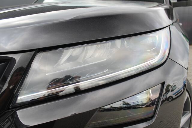 Skoda Kodiaq 1.5 TSI Sportline Business | Incl. 12 maanden garantie | Sportstoelen | F1 flippers | Achteruitrijcamera | Premium audio | DAB+ | Parkeersensoren voor/achter | Lichtmetalen velgen | Apple carplay/Android auto