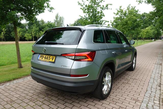 Skoda Kodiaq 1.4 TSI ACT Ambition Business | Adative cruise control | Elektr.Trekhaak | Stoelverwarming | LED | Achteruitrijcamera | NAVI | CarPlay |