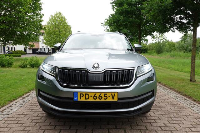 Skoda Kodiaq 1.4 TSI ACT Ambition Business | Adative cruise control | Elektr.Trekhaak | Stoelverwarming | LED | Achteruitrijcamera | NAVI | CarPlay |