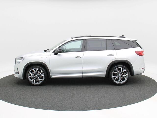 Skoda Kodiaq 1.5 TSi 204 Pk PHEV Sportline Business | Panoramadak | Trekhaak | Head-Up | 20 Inch | Winterpakket | 360 Camera | 7.382 Km!!