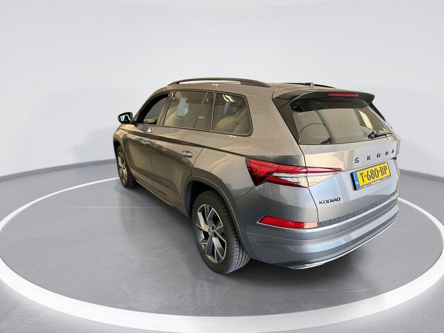 Skoda Kodiaq 1.5 Tsi 150pk DSG Sportline Business 7p. · Camera · 7.Persoons · Elek. Trekhaak · Keyless · Elek. Achterklep · Elek. Bestuurdersstoel · 19'' Inch · Garantie t/m 22-05-2027 of 100.000km