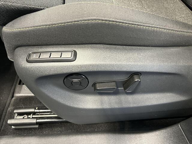 Skoda Kodiaq 1.5 Tsi 150pk DSG MHEV Business Edition 7p. · Apple/Android Car Play · Camera · Navi · P-Sensoren · Elek. Bestuurdersstoel · 19'' Inch ·