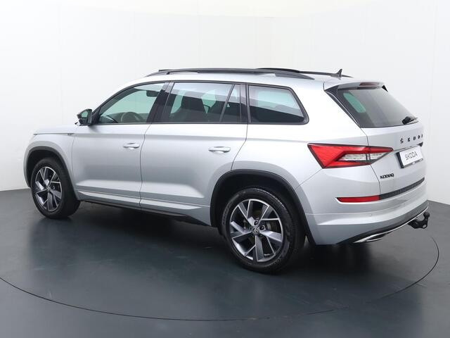 Skoda Kodiaq 1.5 TSI Sportline Business 7p. | 150 PK | Automaat | Panoramadak | Trekhaak wegklapbaar |