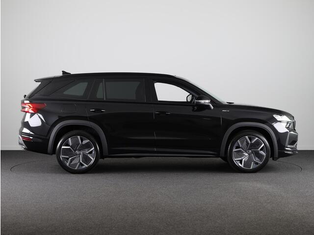 Skoda Kodiaq Sportline Business 1.5 TSI PHEV 204pk | Panoramadak | Trekhaak | 20 inch | 360° camera | Canton Sound System