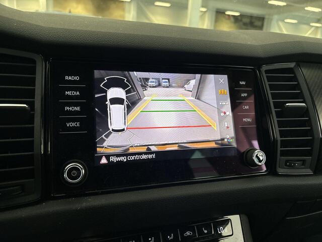 Skoda Kodiaq 1.5 TSI Sportline Business · Camera · Keyless · Apple/Android Car Play · Elek. Bestuurdersstoel · Elek. Achterklep · 19'' Inch ·