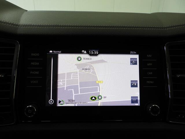 Skoda Kodiaq 1.5 TSI Aut. Business Edition Plus 7-Pers. NAVI/CAMERA/LED/TREKHAAK/18"LMV!