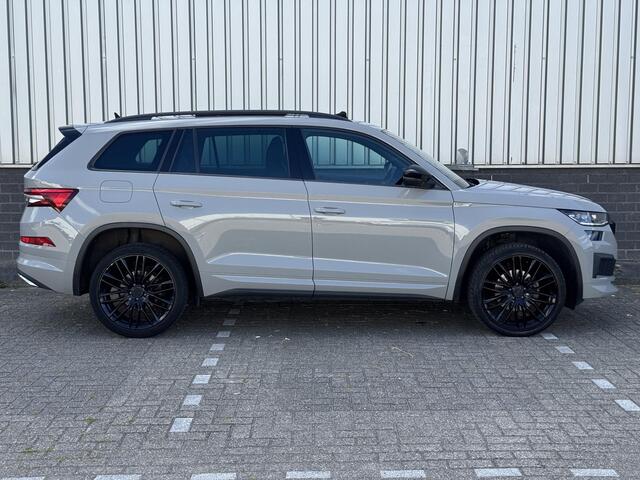 Skoda Kodiaq 1.5 TSI Sportline Business Panoramadak | Trekhaak | Stuur/stoel verwarming