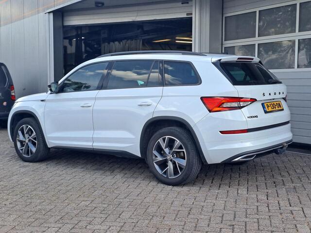 Skoda Kodiaq 1.5 TSI Sportline Business, 7-Persoons, Trekhaak, Camera, Mermory stoelen,