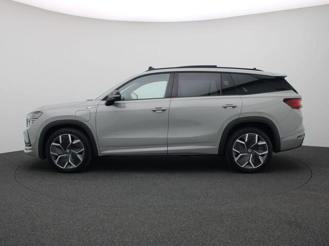 Skoda Kodiaq 1.5 TSI MHEV Sportline Business 150 PK DSG 7p. 7 zitplaatsen, verwarmbare voorruit, panoramadak, 20" Lichtmetaal, elektrische voorstoelen, keyless, derde zitrij