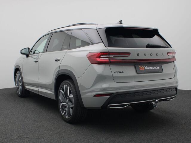 Skoda Kodiaq 1.5 TSI MHEV Sportline Business 150 PK DSG 7p. 7 zitplaatsen, verwarmbare voorruit, panoramadak, 20" Lichtmetaal, elektrische voorstoelen, keyless, derde zitrij