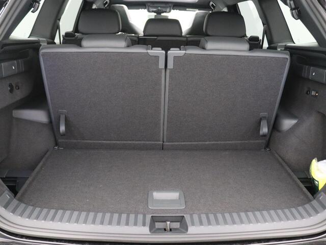 Skoda Kodiaq 1.5 TSI MHEV Sportline Business 7p 150PK DSG Matrix led, trekhaak, Canton sound, verwarmbare voorruit, panoramadak, elektrische voorstoelen, keyless, derde zitrij, 20" lichtmetaal