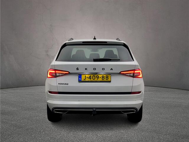 Skoda Kodiaq Sportline Business 1.5 TSI 150pk DSG Automaat Trekhaak, Panoramadak, CANTON audio, Adaptive cruise control, Navigatie, Achteruitrijcamera, LED verlichting