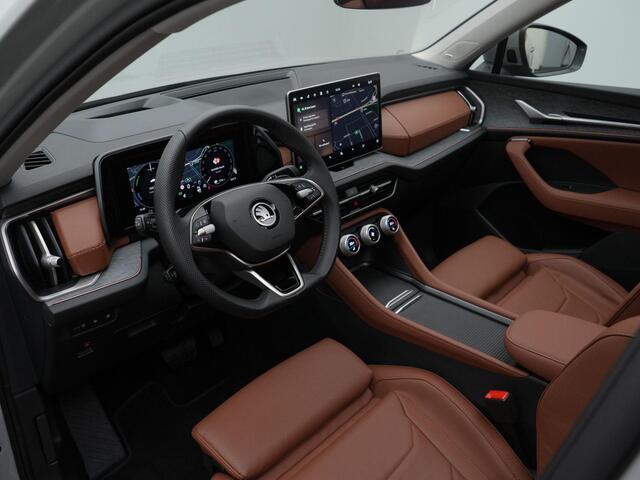 Skoda Kodiaq 1.5 TSI 204 pk DSG PHEV Selection | Panoramadak | Trekhaak | Cognac leder | Geheugenstoelen | Head-up display | Adaptief onderstel | Rondomzicht camera | CANTON sound