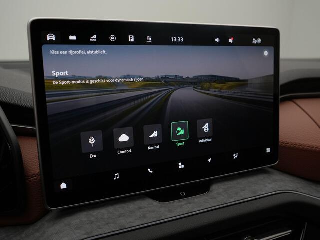 Skoda Kodiaq 1.5 TSI 204 pk DSG PHEV Selection | Panoramadak | Trekhaak | Cognac leder | Geheugenstoelen | Head-up display | Adaptief onderstel | Rondomzicht camera | CANTON sound