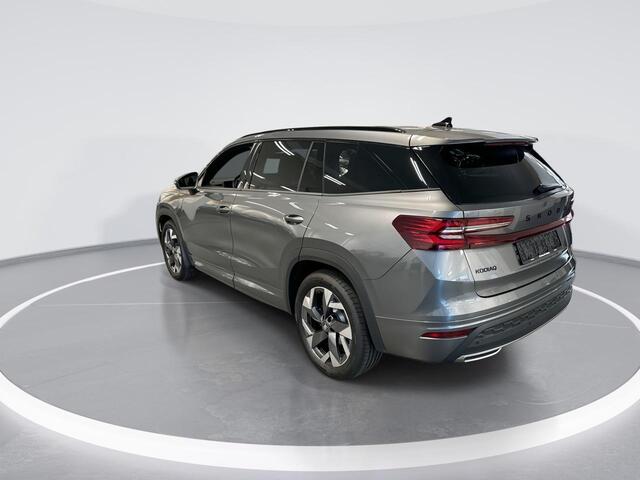 Skoda Kodiaq 1.5 Tsi 204pk DSG PHEV Sportline Business · Keyless · Camera · Elek.Voorstoelen · Elek. Trekhaak · Elek. Achterklep · Stoel& Stuur Verwarming · 19'' Inch · Garantie t/m 24-03-2028 of 100.000km