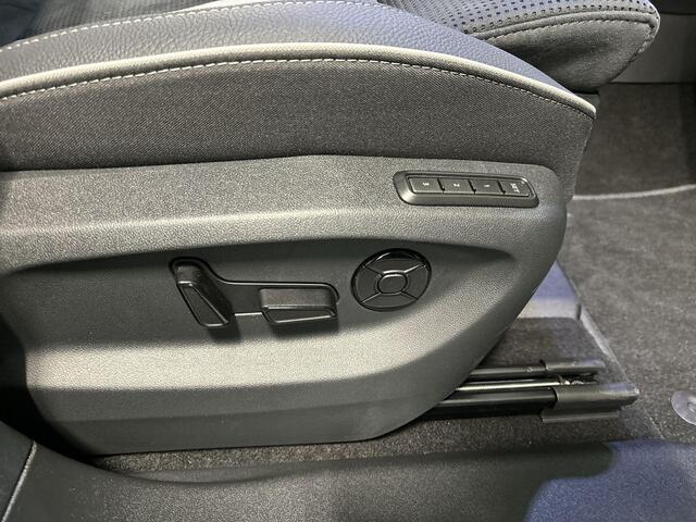Skoda Kodiaq 1.5 Tsi 204pk DSG PHEV Sportline Business · Keyless · Camera · Elek.Voorstoelen · Elek. Trekhaak · Elek. Achterklep · Stoel& Stuur Verwarming · 19'' Inch · Garantie t/m 24-03-2028 of 100.000km