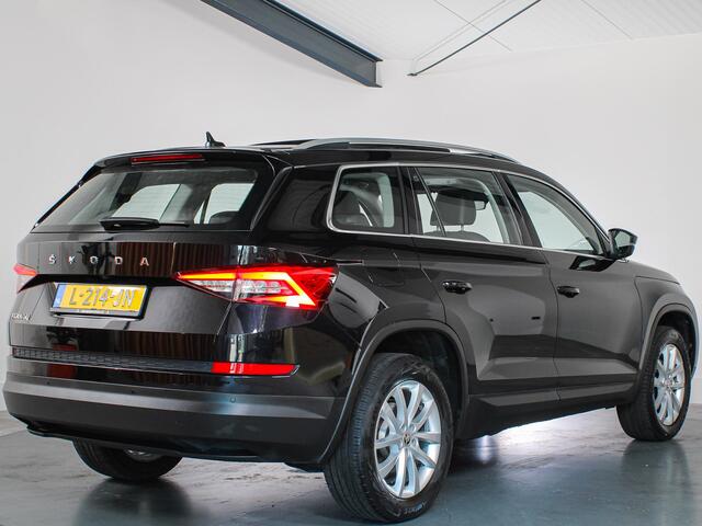 Skoda Kodiaq 1.5 TSI Business Edition 7-Persoons, Panoramadak, Navigatie, Apple CarPly, Camera, Climate Control, Cruise Control