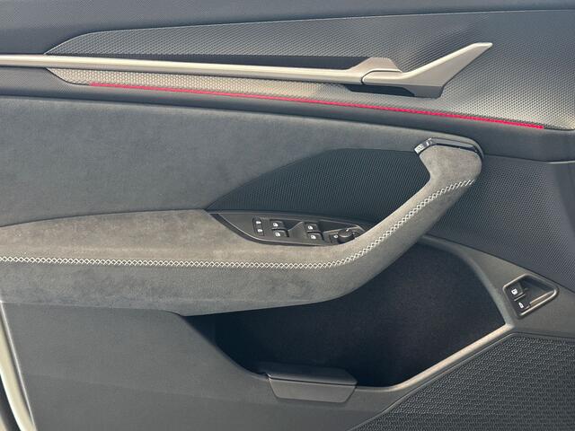 Skoda Kodiaq 1.5 TSI PHEV 204pk Sportline Business Trekhaak Wegklapbaar / Stoelverwarming / Verwarmbare voorruit