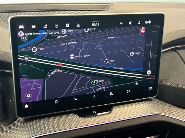 Skoda Kodiaq 1.5 TSI PHEV 204pk Sportline Business Trekhaak Wegklapbaar / Stoelverwarming / Verwarmbare voorruit