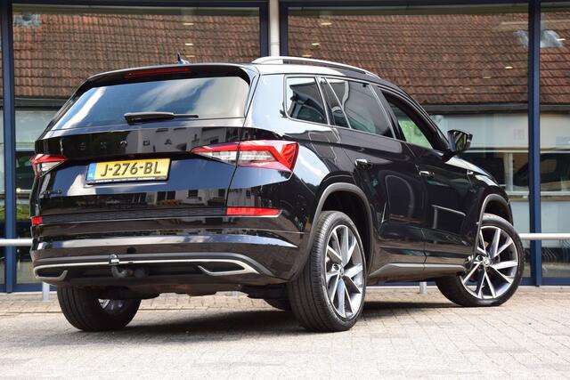 Skoda Kodiaq 1.5 TSI 150PK Sportline Business DSG Automaat | Org. NL | BOVAG Garantie | Trekhaak | Virtual Cockpit | Stoelverwarming | Camera | 20'' Velgen | Adaptive Cruise Control | Elektrische Kofferklep |