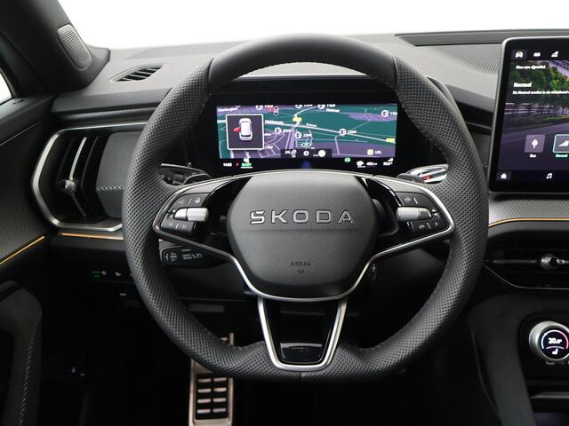 Skoda Kodiaq Sportline Business 1.5 TSI PHEV 150 kW | Wegklapbare Trekhaak | Winter Pakket | Familie Pakket | Light en View Pakket |