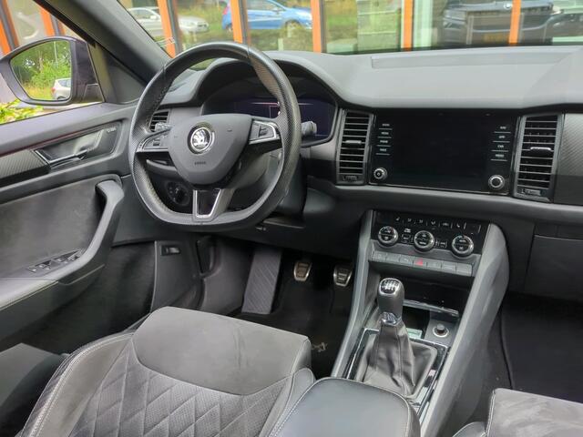 Skoda Kodiaq 1.5 TSI 150pk Sportline Business 7 persoons / Trekhaak 1800kg / Camera / Travel Assist